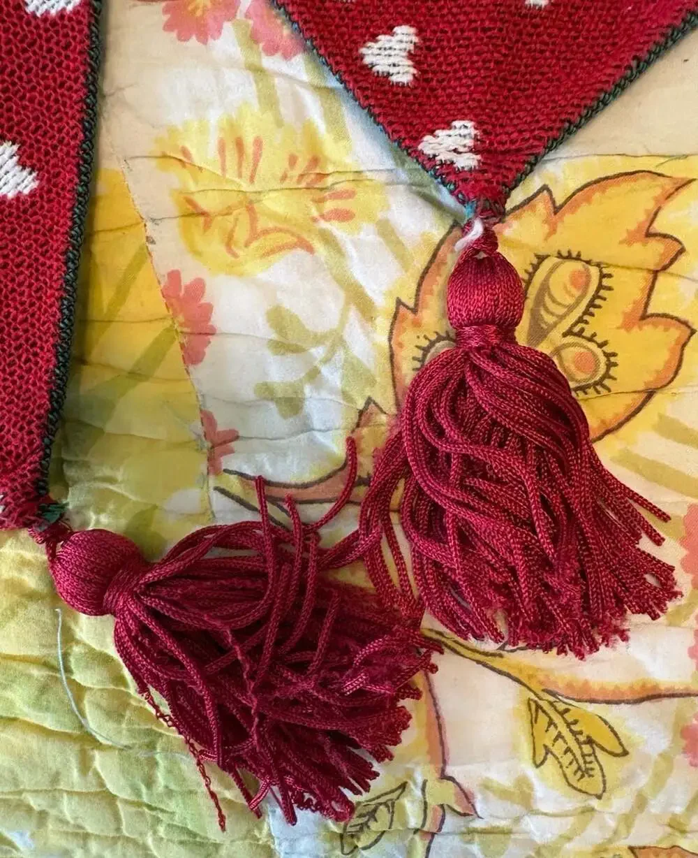 EUC Christmas Tapestry Table Runner Size 74x13 Red Green House Pine Trees Tassel